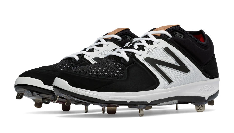 New Balance – Black/White Low-Cut 3000v3 Metal Spikes (L3000BK3) 1 New Balance – Black/White Low-Cut 3000v3 Metal Spikes (L3000BK3)