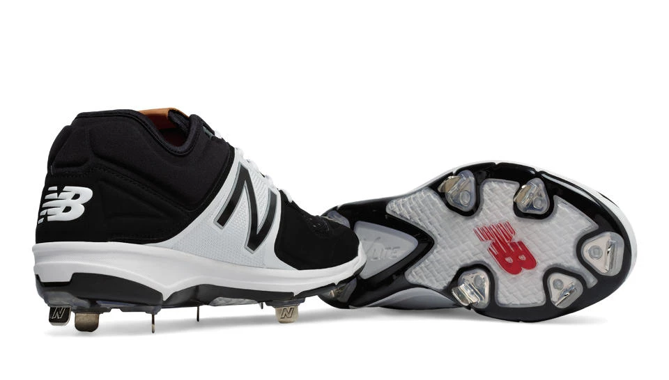 New Balance – Black/White Low-Cut 3000v3 Metal Spikes (L3000BK3) 3 New Balance – Black/White Low-Cut 3000v3 Metal Spikes (L3000BK3) - Image 3